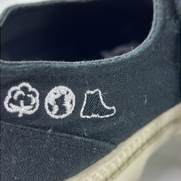 Palladium Organic Collection Black Canvas Lace Up Sneakers - Picture 5 of 10